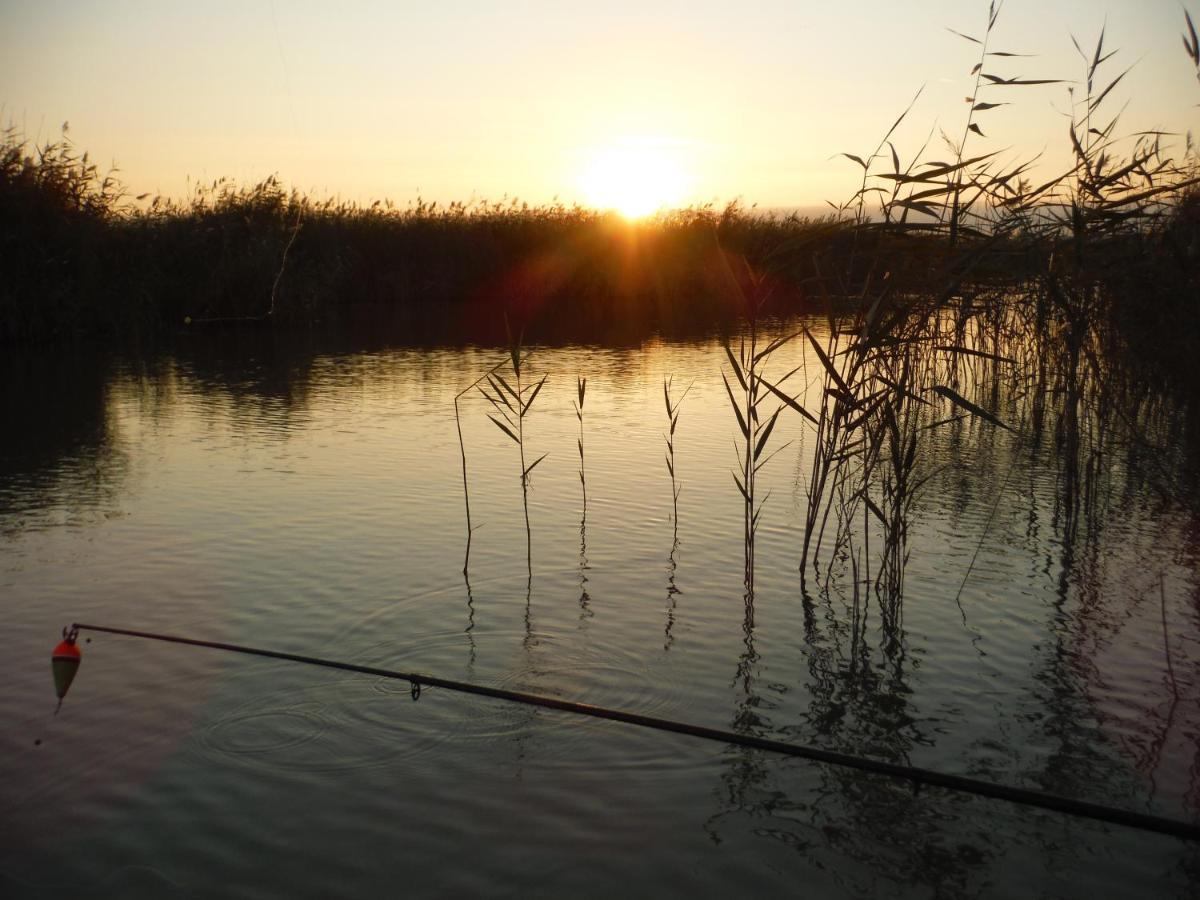 Pfahlbau Rust/Neusiedlersee Sunset II Eksteriør billede